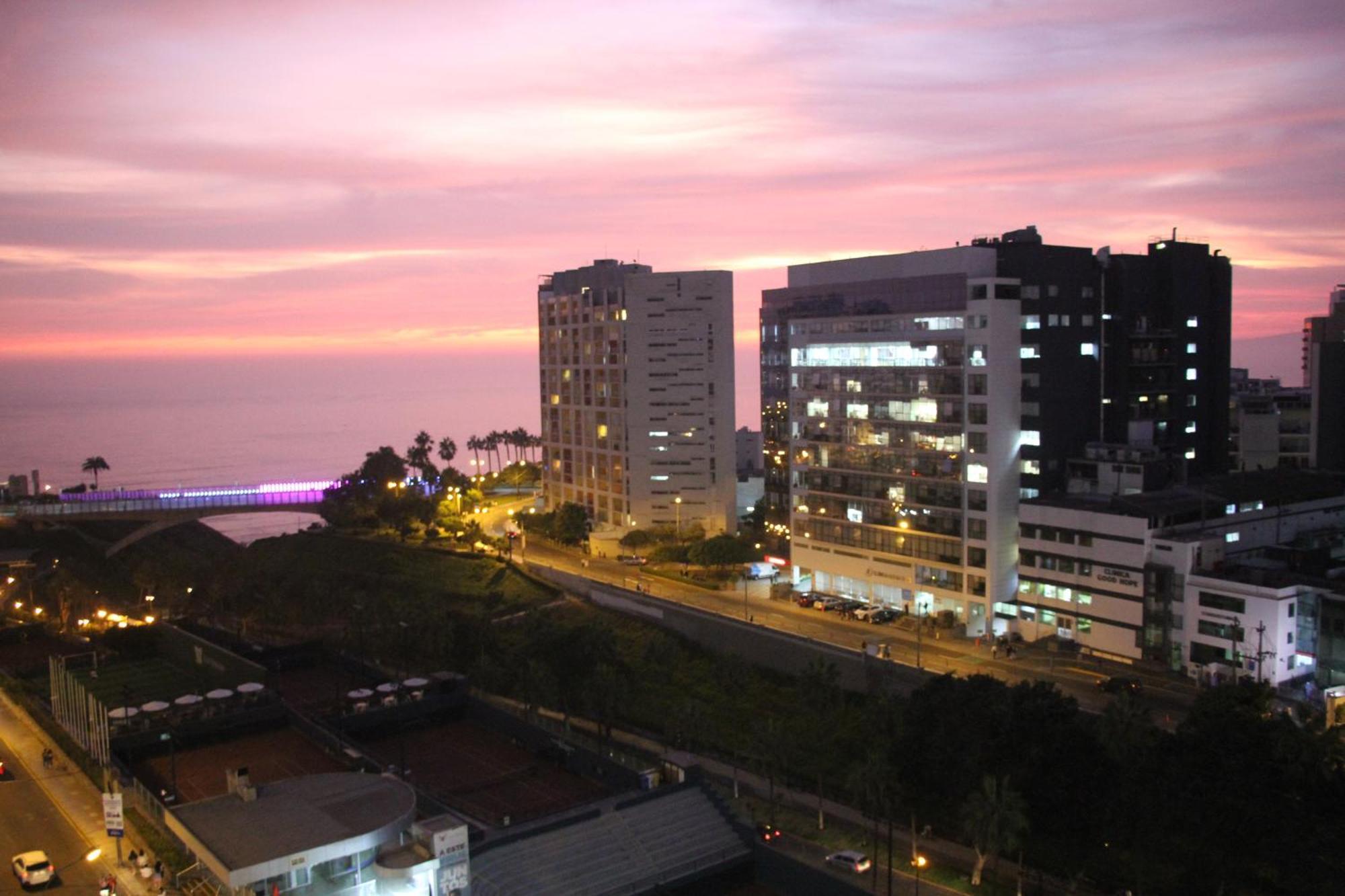 The Guest House 1 At The Booming Center Of Miraflores, Lima - Peru Exterior foto